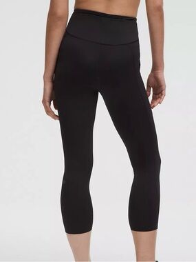 lululemon athletica Black Mid-Rise Capri Leggings